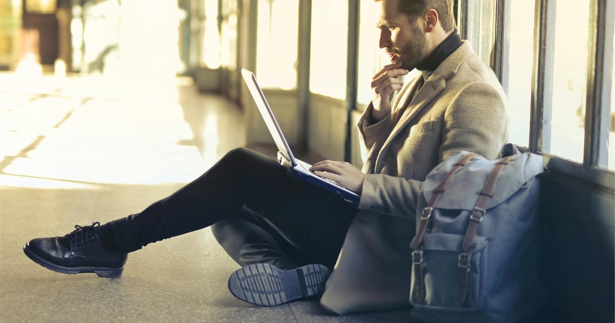 Airbnb vs Booking reservations