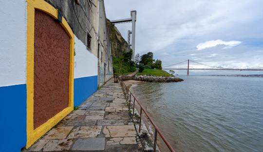 Almada